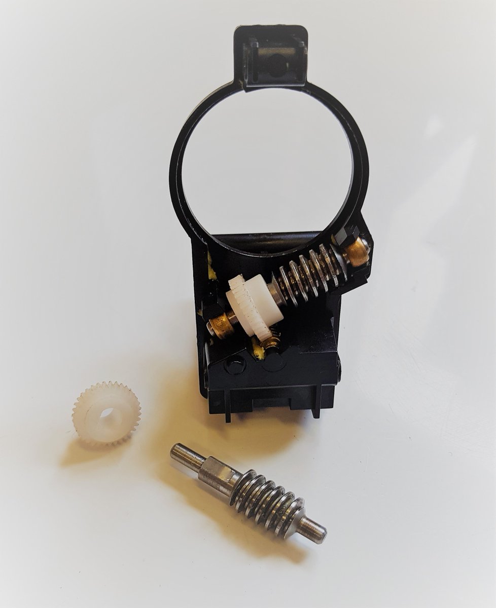 WoollacottGears's tweet image. Custom re designed gear for @Lamborghini Murcielago LP 640 wing mirror gearbox, to replace OEM gear. Please contact us if you have any questions regarding our manufacturing capabilities. 01978 761848
#ukmanufacturing #Engineering #ukmfg #Engineeringuk