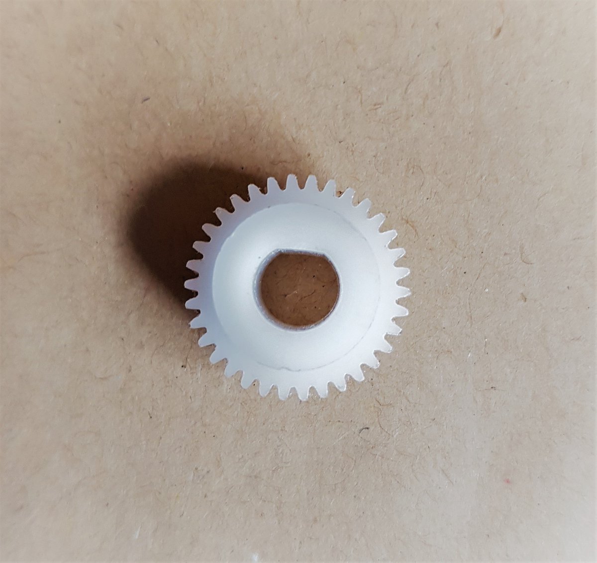 WoollacottGears's tweet image. Custom re designed gear for @Lamborghini Murcielago LP 640 wing mirror gearbox, to replace OEM gear. Please contact us if you have any questions regarding our manufacturing capabilities. 01978 761848
#ukmanufacturing #Engineering #ukmfg #Engineeringuk