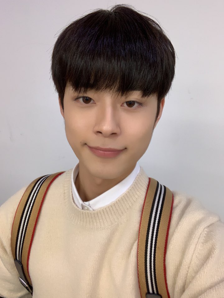 CUBE_YOOSEONHO's tweet photo. [#유선호] 일훈이형 노래 너무 조아요ㅠㅠ 곧 봬요!!! https://t.co/E2WbRFu26f