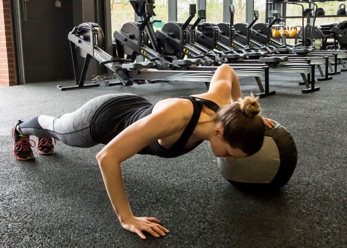 ProactiveFitnes's tweet image. One to one training... ideal for anyone needing a more personalised approach to their goals. #Manchester #Stockport #wilmslow #alderleyedge #Chorlton #didsbury #fitness #weightloss #StrengthTraining