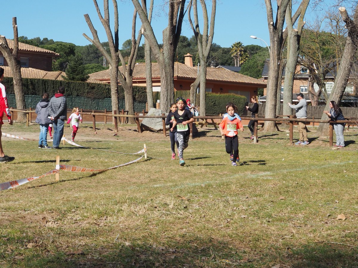 Aquest dissabte vam celebrar el 2on Cros Esportiu de Cardedeu, amb èxit d'atletese i organització. Des de <a href="/Corrigaires/">Corrigaires Cardedeu</a> volem donar les gràcies a totes aquelles persones que ho heu fet possible 😀
corrigaires.cat/fotografies-2n…