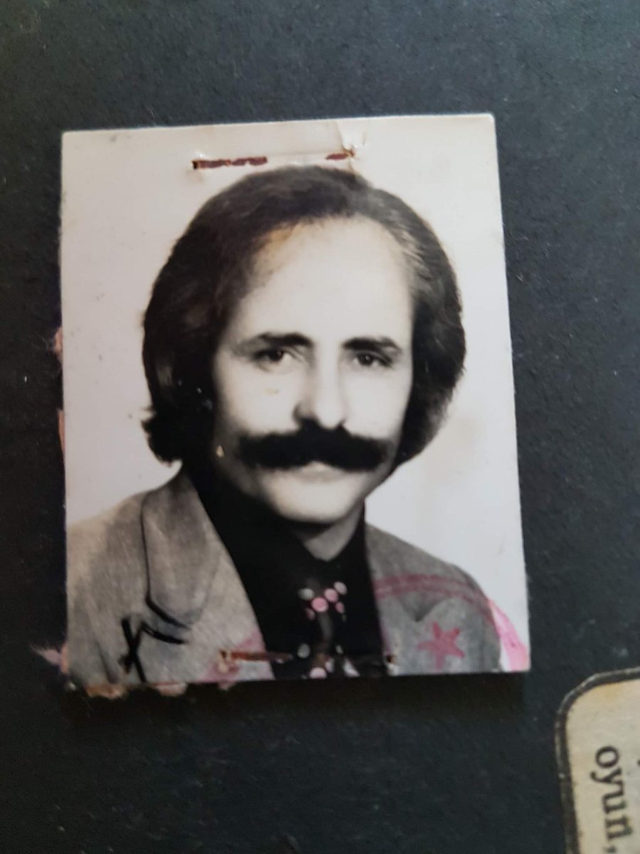 cyelmas's tweet photo. Canım babam. 25 yıldır seni özlüyoruz. Melekler yoldaşın olsun. https://t.co/nAn3NXGv5B