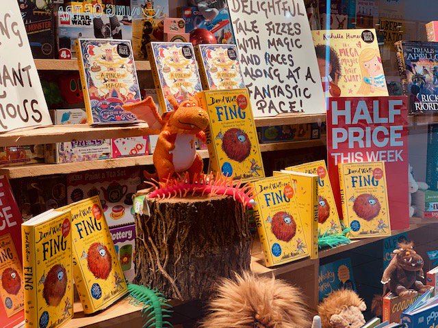 WaterstonesE17's tweet photo. Fing by David Walliams, on sale today only £6.49, brilliant book for half tem! #FING #halftem #halfprice https://t.co/MuTx4PVq8S
