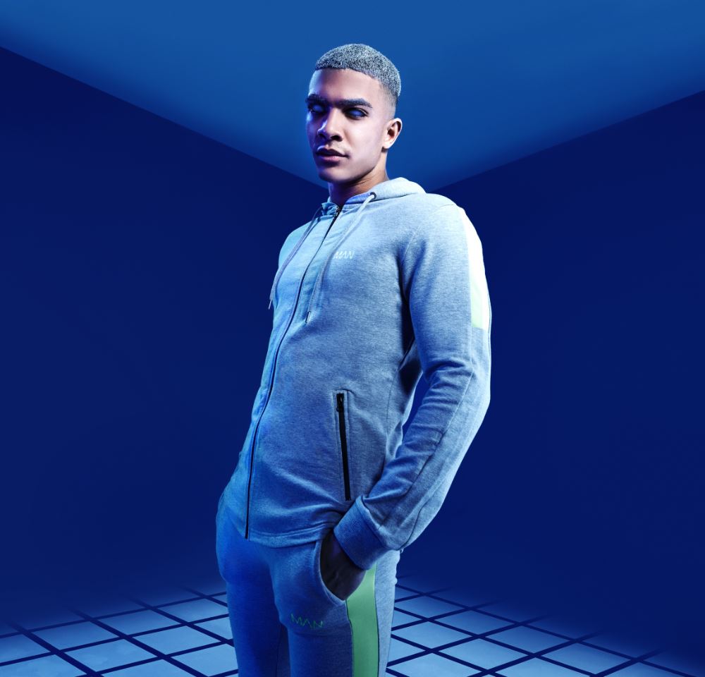 boohooMAN's tweet photo. 💥 #MANActive is back 💥

Get 25% off your new gym gear + free NDD with the code "MAN" 👍 (Excl. selected lines, ends 6pm). 

https://t.co/BvPEPKGHDp https://t.co/ZrFfAJTTXg