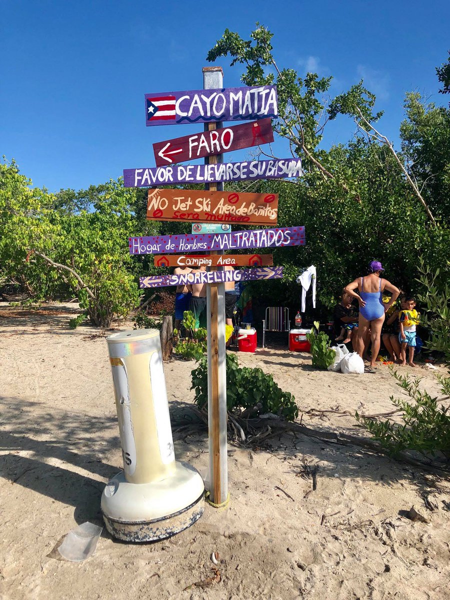 2MonkeysTravel's tweet photo. I cooked Lumpia and adobo for lunch then we went to the island where everyone were doing barbecue for lunch and snacks. #TwoMonkeysSailing https://t.co/RtH93uA1sJ