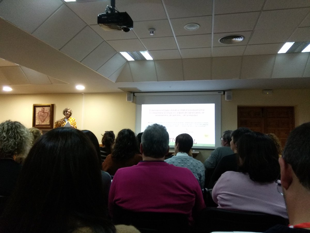 belenlado's tweet photo. El territorio el lugar donde acontece la vida personal y comunitaria.También en el mundo rural de @ValenciaCaritas El 10 y 11 de abril encuentro rural en los Negrales-Madrid.Visibilizando derechos https://t.co/zUqbsNMEVI