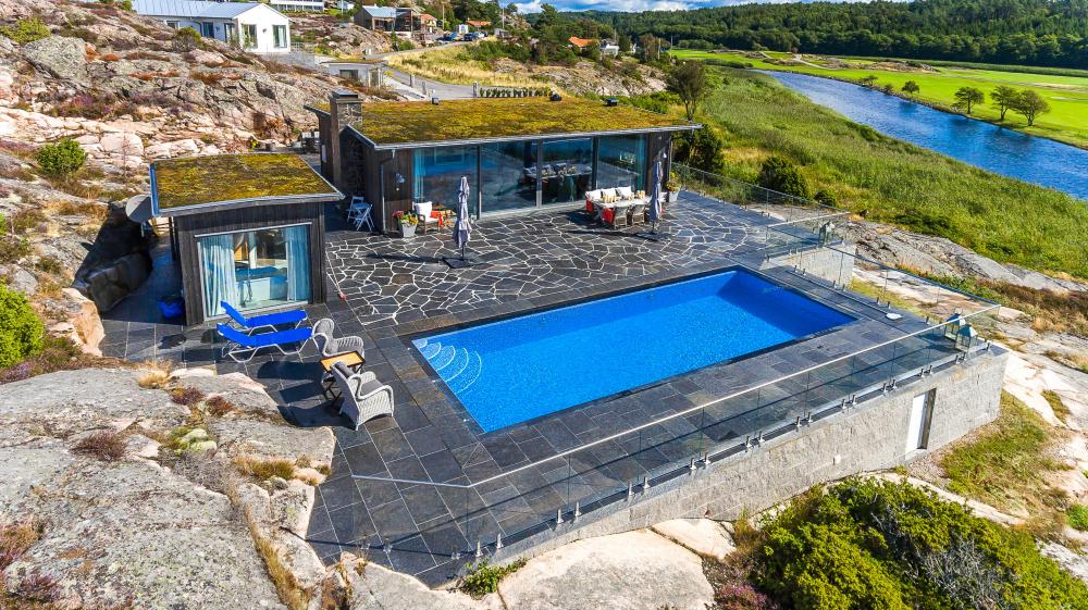 SwedenEstates's tweet image. House for Sale in Sweden, High Class at Fjällbacka Golf club
Humlegården 6, Tanum, Fjällbacka, Västra Götaland
For more go to below link:
swedenestates.com/realestate/MDI…..

Welcome to @SwedenEstates 
Global Real Estate Marketplace
#houseforsale #sweden