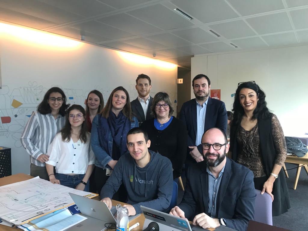 weareaida's tweet image. En direct de #ShareAI avec @microsoftfrance 🎉