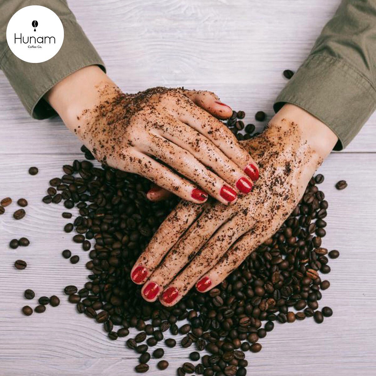 HunamCoffee's tweet photo. طبق تحقیقات هونام، براساس مطلب منتشر شده در مجله موسسه ملی سرطان ( JNCI )، افرادی که روزانه 4 فنجان یا بیشتر قهوه نوشیده اند در مقایسه با افرادی که اصلا قهوه نخورده اند، 20 درصد کمتر به سرطان پوست بدخیم مبتلا شده اند.
#قهوه #قهوه_هونام #هونام #سلامتی #سرطان https://t.co/rmQJjQ1txB