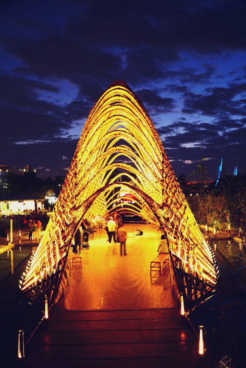 chrstine01506's tweet image. 🇹🇼#Taichung #Taiwan #BambooStructure #nightfall #BambooPavilion 
#台灣 #台中 #花博 #竹跡館 #葫蘆墩公園 #后里 #台湾 #竹