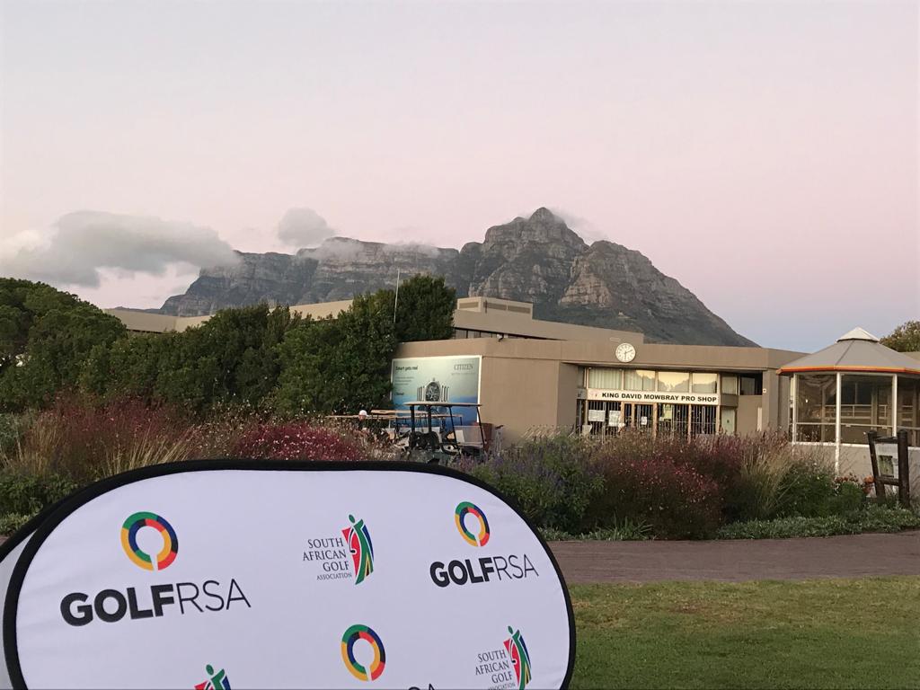 LEADERBOARD UPDATE
Here is a look at the status of the #SAAmateur #Semifinals at King David Mowbray Golf Club:
Wilco Nienaber 🇿🇦 2-up on Deon Germishuys 🇿🇦 after 14
Jordan Duminy 🇿🇦 A/S with Caolan Rafferty 🇮🇪 after 11
#AfricaSwing #itstartshere #GolfRSA #battletothebitterend