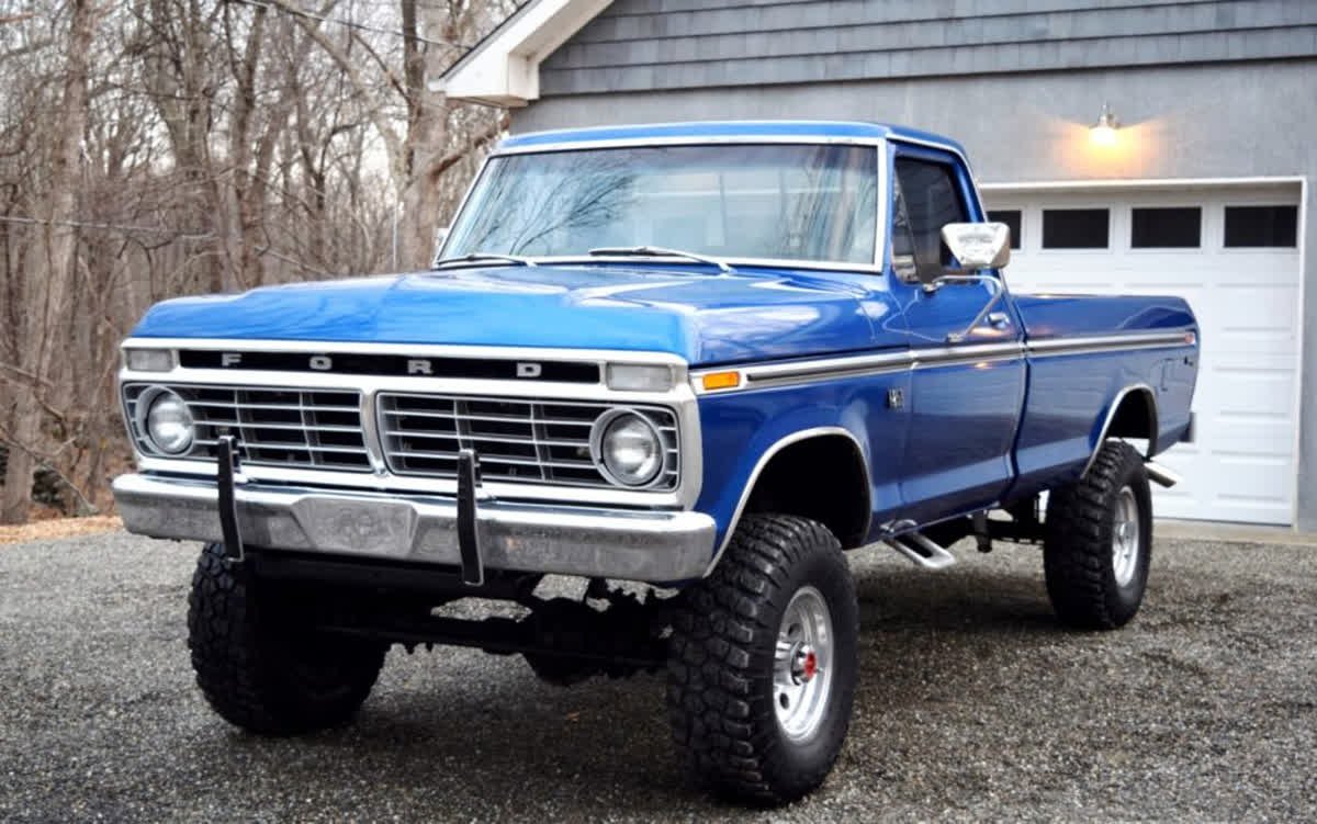 Here's a 1974 #Ford F-250 Ranger 4x4 for #ThrowbackThursday #TBT