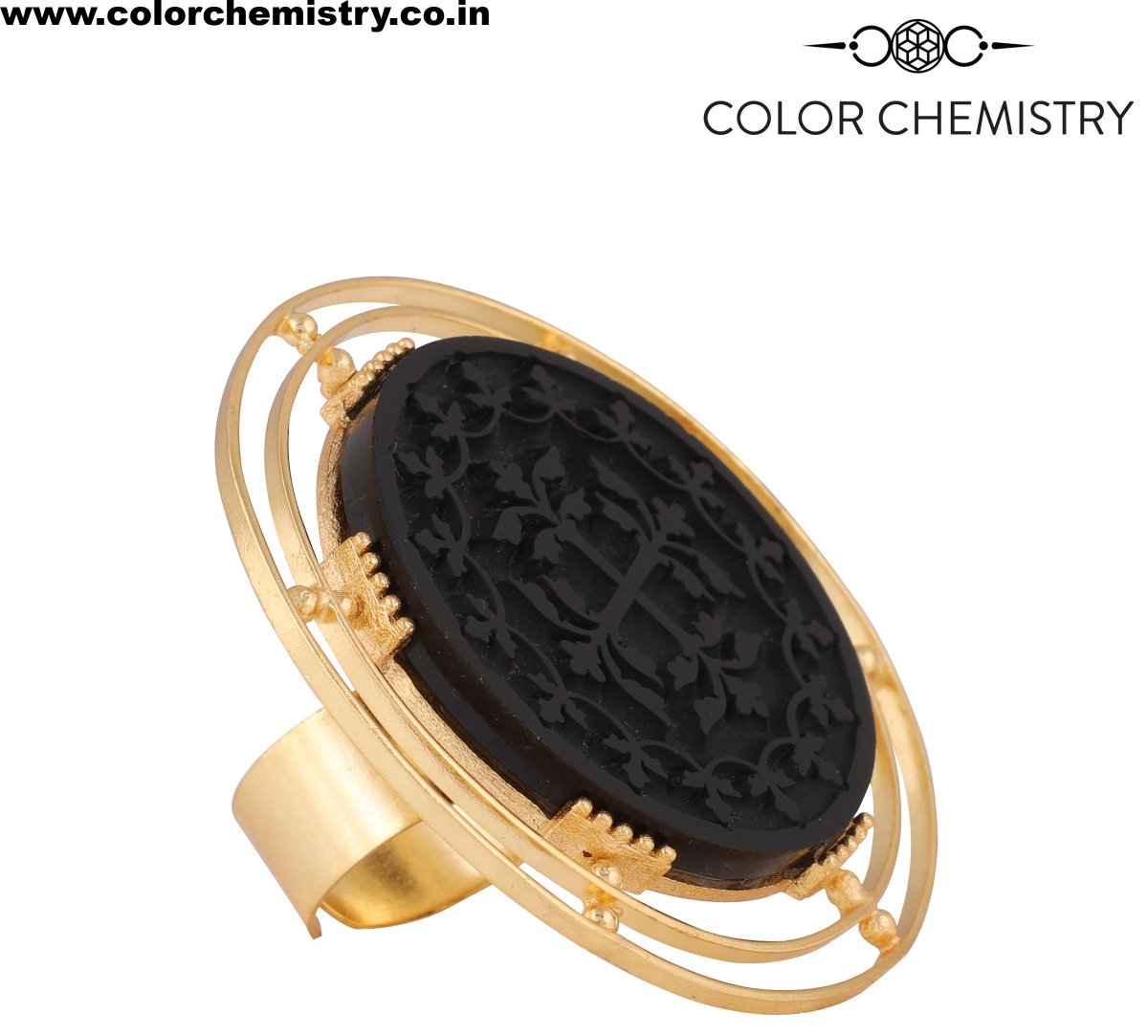 ChemistryColor's tweet image. This vintage-inspired black opal ring is so different,your future fiancée is bound to love the various colors reflected in the Onxy and the delicate gold band is so flattering.the embellishments around the Onxy give the ring a retro feel,without being overpowering.@ChemistryColor