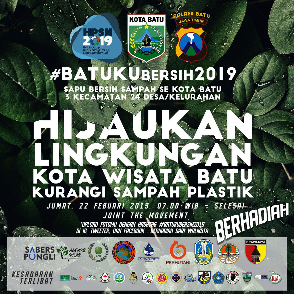 Jooelyaa's tweet photo. Hijaukan lingkungan kota wisata Batu  kurangi  sampah plastik
#BATUKUbersih2019
#HPSNkotabatu
#batubhayplastik
#kotawisatabatu
#saberspungli
#kesadaranterlibat
#shiningbatu
#polresbatu
#alamkuhijau
#batulocalguides https://t.co/qXnvFSgs07