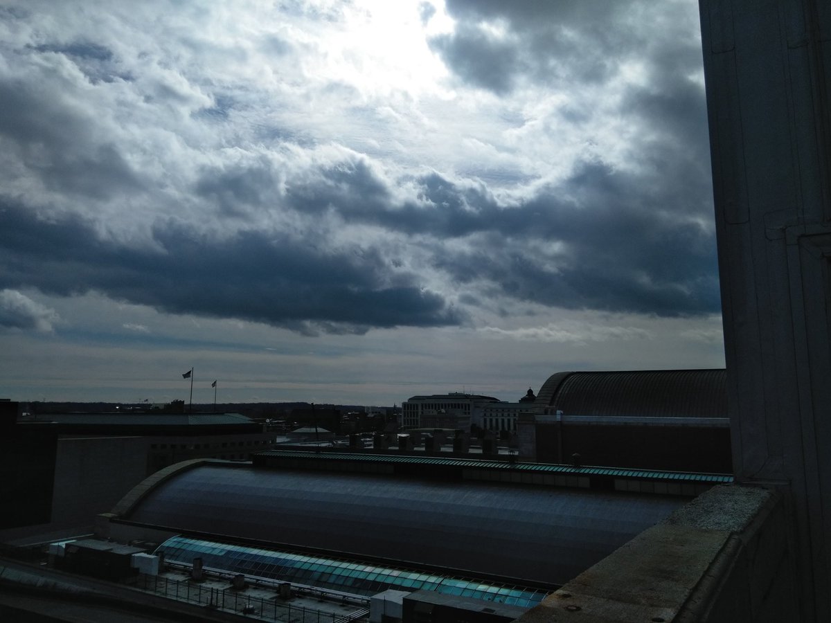 5thFloorMedia's tweet photo. The Calm after the storm.............. Priceless!!.. #ThursdayThoughts #ThursdayMotivation #DickCity https://t.co/s646kriELt