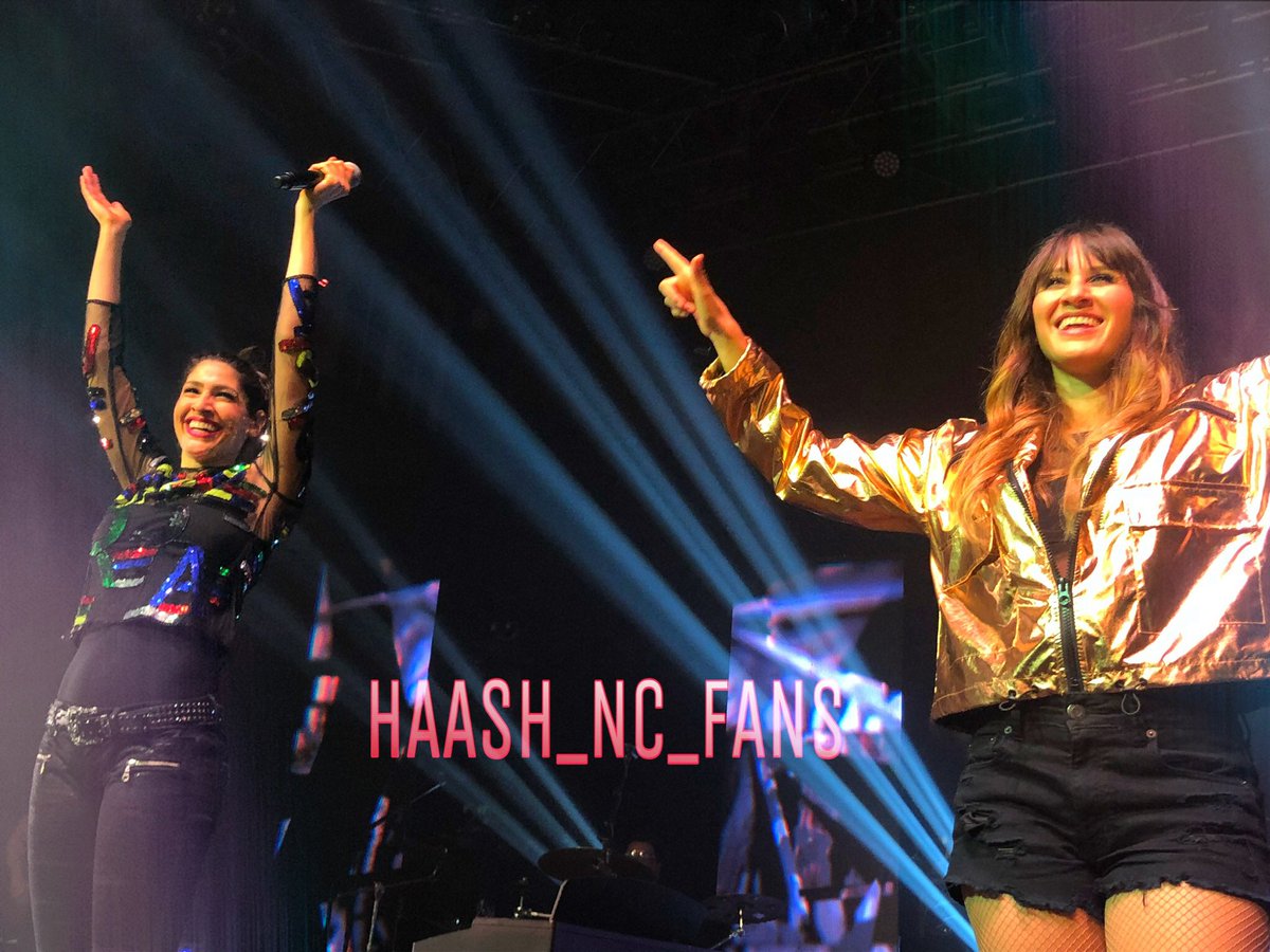 Rosa85129123's tweet photo. @HaashNCFans @haashoficial @seitrack_us La mejor noche de mi vida 🥰 @seitrack_us queremos una noche lleno de baile, amor y lágrimas con las niñas en Carolina del Norte #QueremosGiraHaAsh2019 #haashcharlottenc #haashoficial @sonymusicmexico @seitrack ❤️ https://t.co/dC3zrNpirx