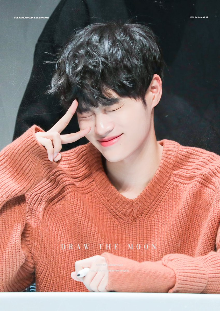 drawthemoon2019's tweet photo. 𝐃𝐫𝐚𝐰 𝐭𝐡𝐞 𝐌𝐨𝐨𝐧

―

#1

PARK WOOJIN AND LEE DAEHWI
COLLABORATED EXHIBITION https://t.co/tGit6y9Ibt