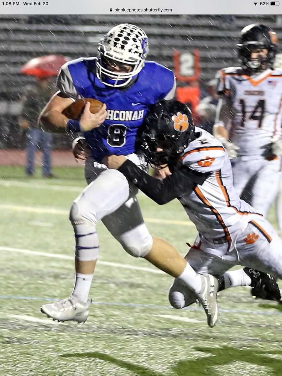 soupcampbell10's tweet photo. Congrats to Conner Noyes on earning the Bertelli Award, given to the best all around football player in Western Mass-all divisions!  Only the fifth player from Berkshire County to ever to win it.  Go Blue! https://t.co/7plHJMymBd