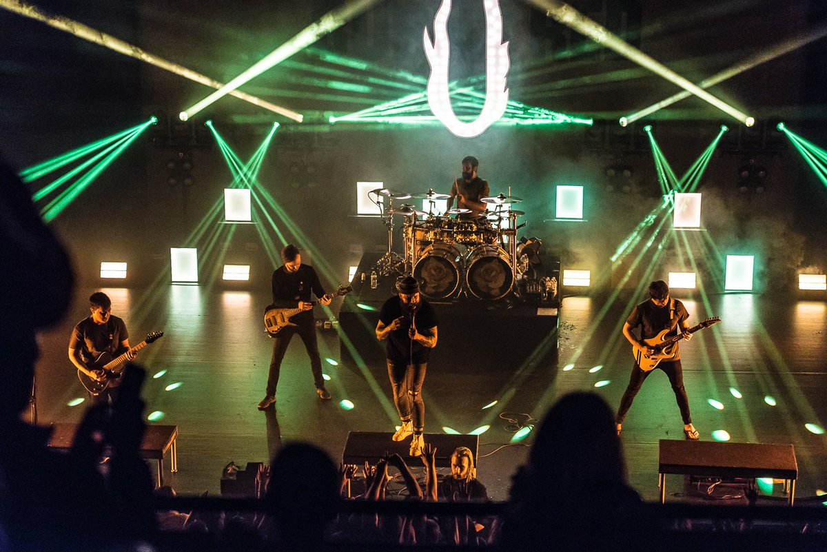 ElationPro's tweet photo. Keeping pace with metalcore band August Burns Red is no easy feat and when Lighting Designer David Summers was deciding on design for their current tour "Dangerous" he chose #ElationProfessional's #DARTZ360 for the task. More to come on this design and tour! 
Photos:  Rob Wallace https://t.co/awkZkoDKTf