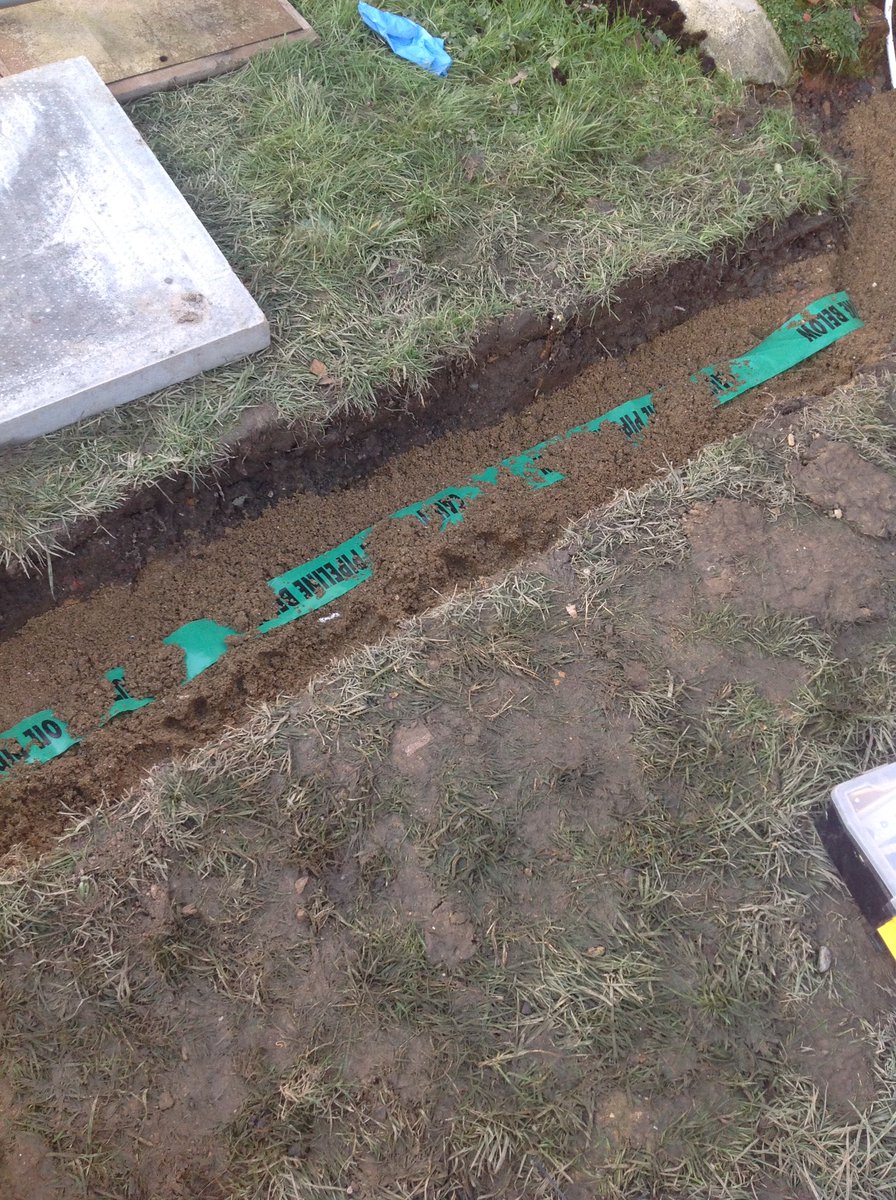 Forecourt_'s tweet photo. New OFTEC compliant Oil Tank installation #OilTankInstallations https://t.co/BTngYs1uPG