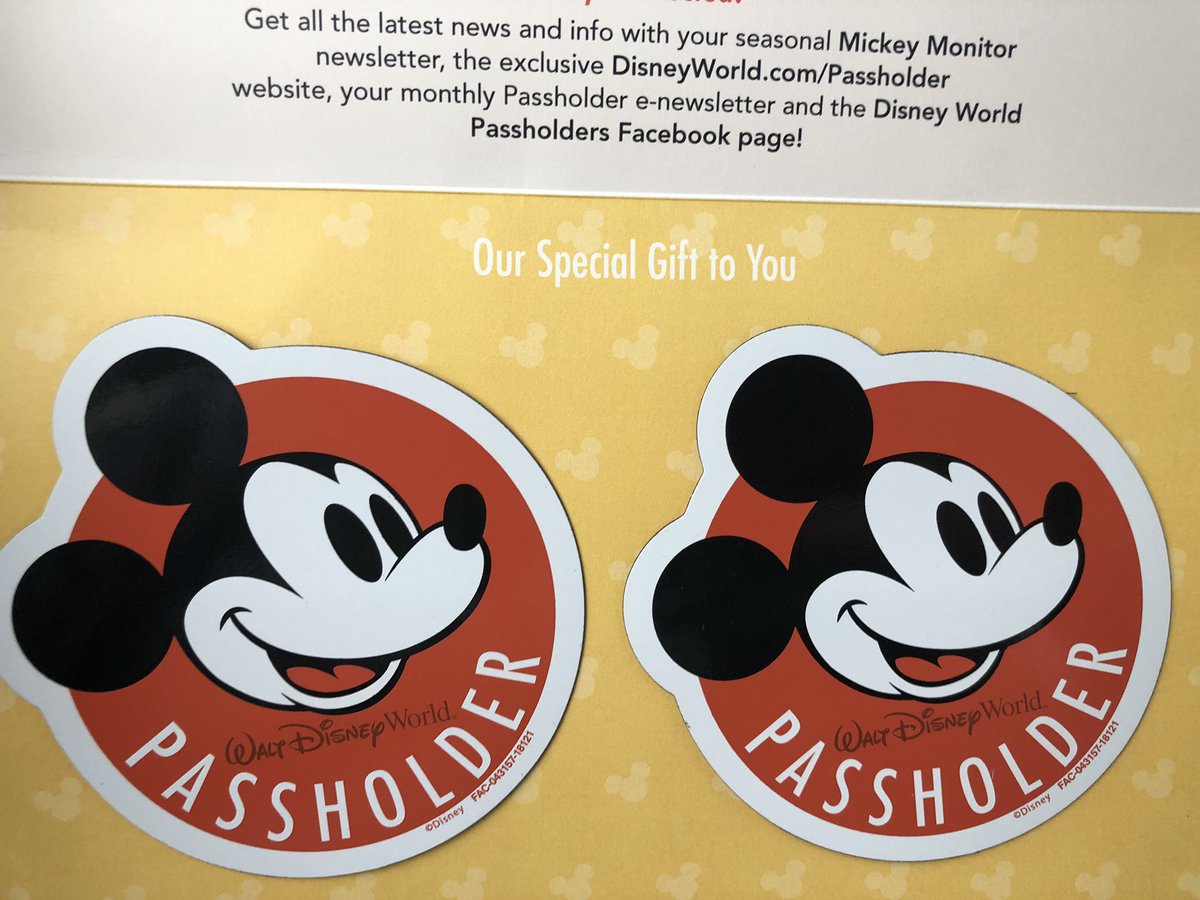 theWOSN's tweet photo. Finally came in the mail! Now to just find the AP slider! Anyone wanna donate one?!?! 😂 
https://t.co/JzqqPEC2LU
#annualpassholder #mickeymail #magnets #wheresmyslider #mickeymouse #icon #wdw #passholder https://t.co/T6MxjQ5aTx