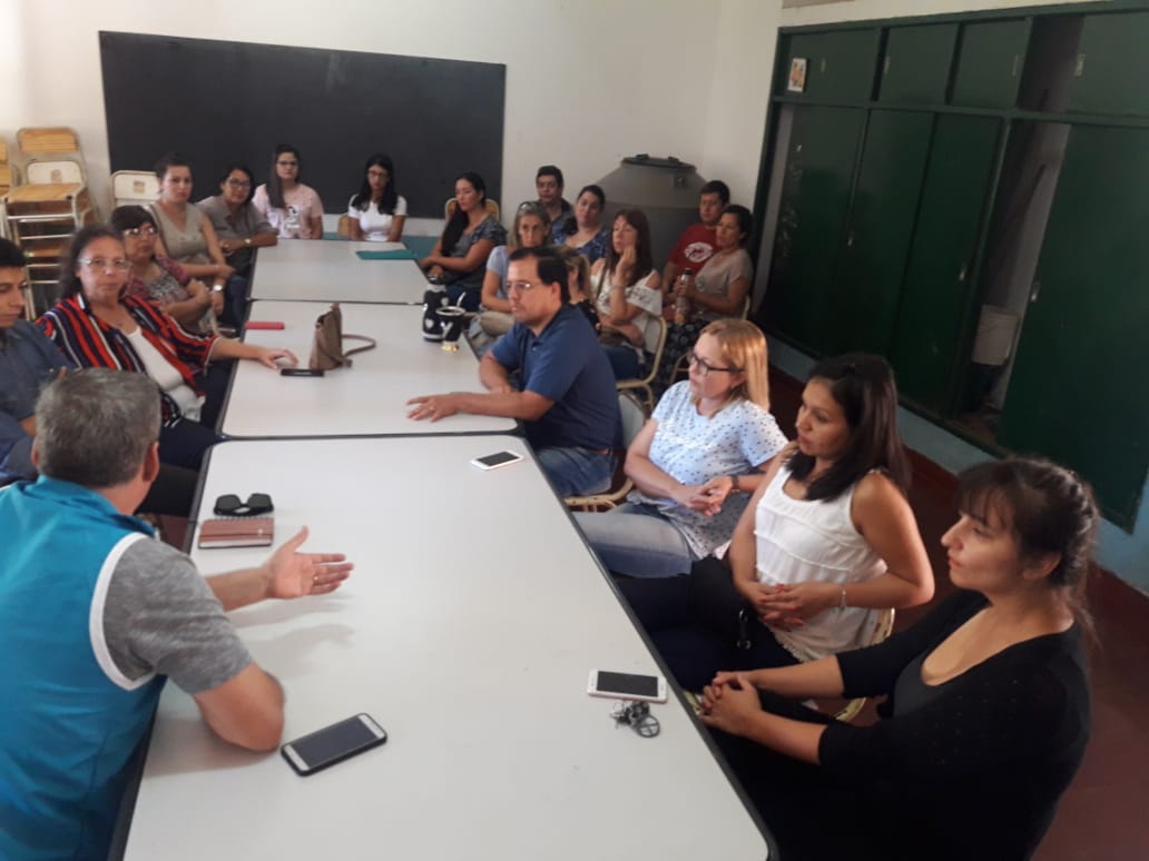 orlandobishels's tweet photo. Gran concurrencia de docentes voluntarios para el programa "tutorías 2019 juntos por la escuela misionera" en Iguazú @mariluleverberg @martin_monzonn @Sandragrade1 https://t.co/K7KKjlQ9K7