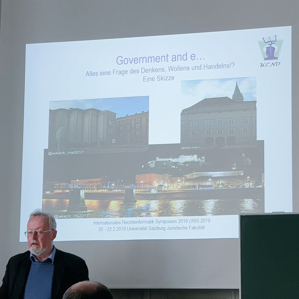 i_speiser's tweet image. Wolfgang Keck stellt basierend auf  langjähriger Erfahrung mit eGovernnment-Projekten ganzheitliche Überlegungen zum eGovernment an. #iris2019