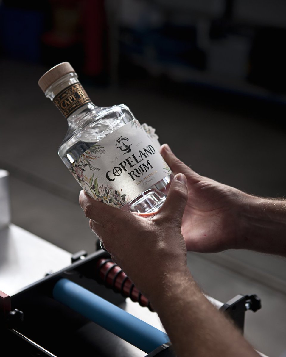 CopelandRum_'s tweet photo. Distilled in small batches.
#copelandrum #craftrum #capetown
Pic: @fhemag https://t.co/XPiCUcUMuu