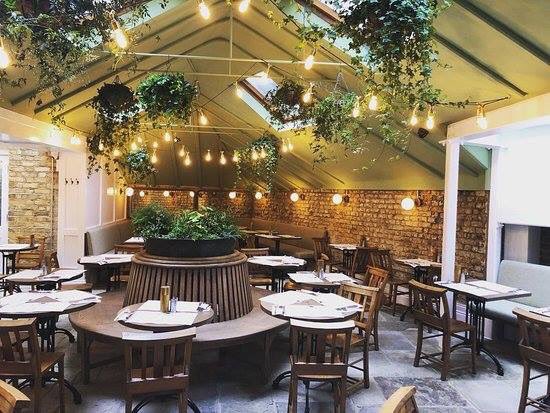 PembrookDesign's tweet image. January saw the launch of the new #FlatIronTooleyStreet London Bridge #pembrookdesign #projectmanagement #qs #architecturalsupport #interiordesign #specialistdesign