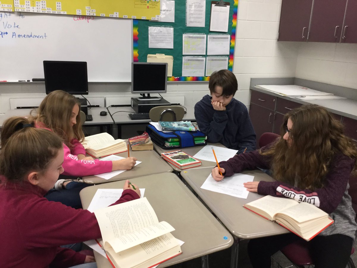 amanda_militzer's tweet photo. Individual and group accountability = everyone shares their personal genius AND works together toward a common learning target. #militzerELA #psdmiddle #weareparchment https://t.co/SayaXPY3xS