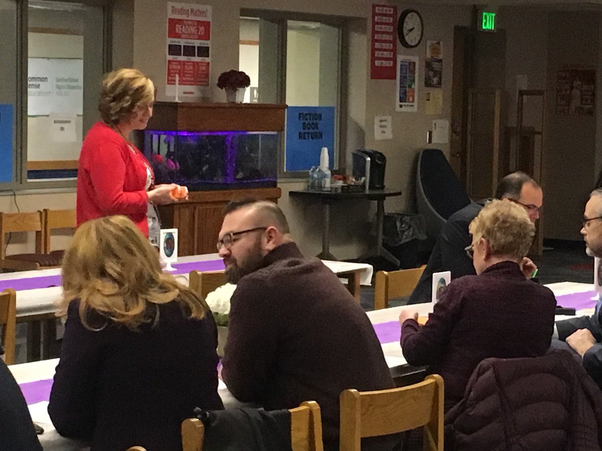 missymom15's tweet image. Our school board members learned about WLE’s weekly PLCs, and then sorted TRADITIONAL and RICH math questions 😊 @dmurff5 @peter_schlifke @WayneTwpSuper @StegCIA #wearewayne #maththinking