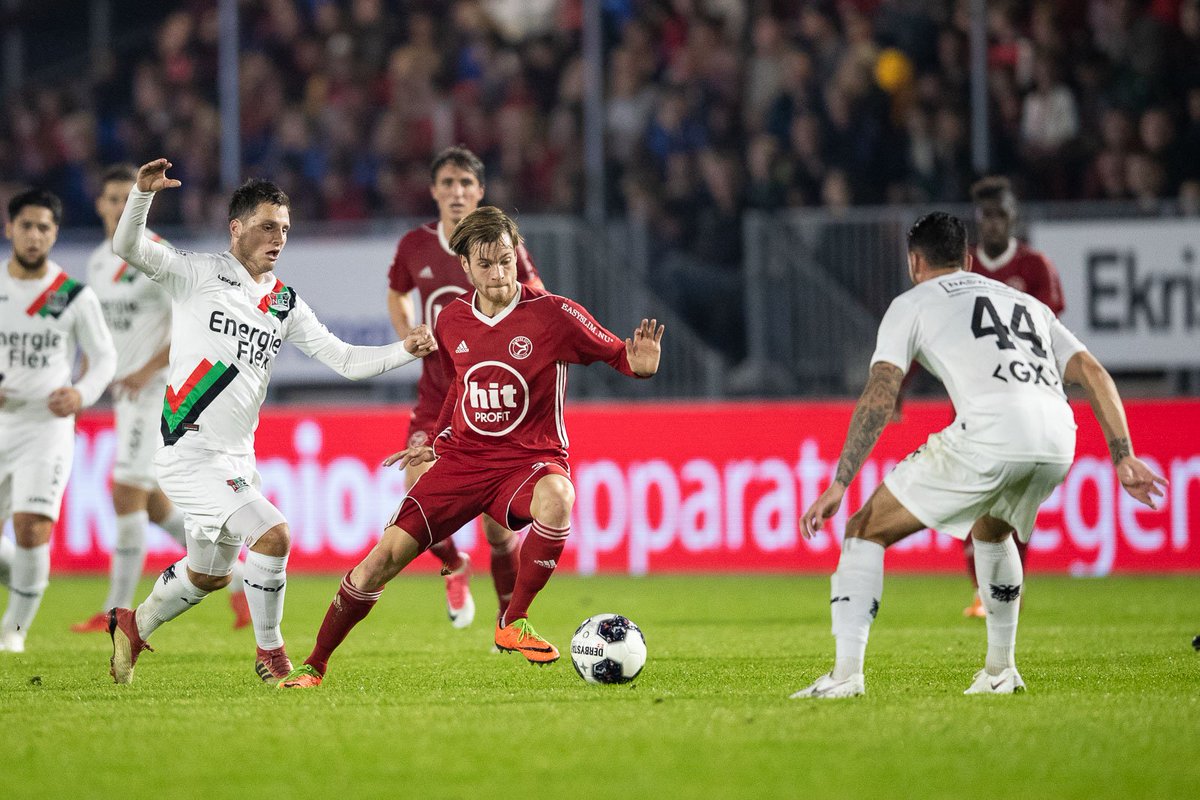 Almere City FC tweet media