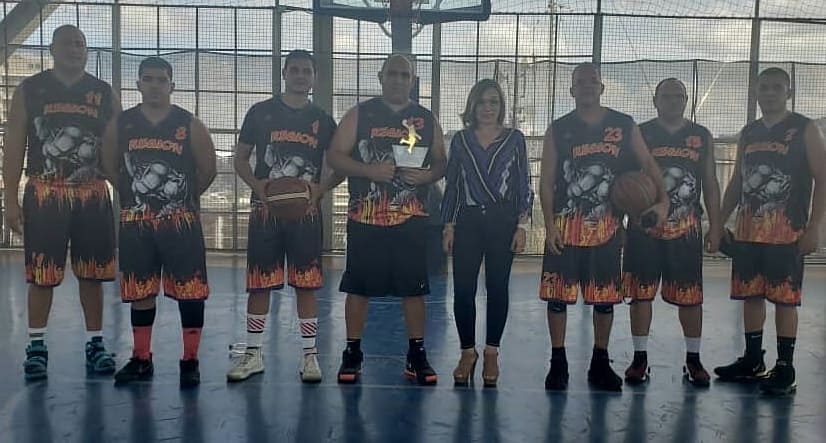 secretariacicpc's tweet image. El día de hoy la Dirección Nacional de Vehículos del CICPC, realizó juegos deportivos en conmemoración al &quot;Mes del Investigador del Crimen&quot; en el gimnasio vertical ubicado en Quinta Crespo. @DouglasRicoVzla
@PRENSACICPC