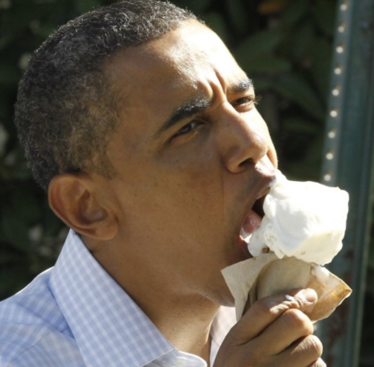 Wow, everyone is eating ICE CREAM, are you ?? We are open until 10pm tonight 

Creamery and Coffee, seriously good ice cream

#icecream, #streatham, #putin, #schwarzenegger, #clinton, #KimKardashian’, #love #creameryandcoffee,