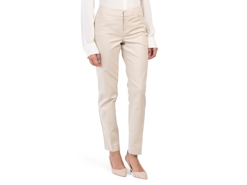 belowtags's tweet image. 33% Off Crossby Madison Pants on TJ Maxx now for only $19.99 (Compare at $30.00 in other stores). Use code SHIP89 and enjoy free shipping on orders of $89 and over. Free returns at your local store. #TJMaxx #BelowTags #Deals #DailyDeals  #Coupons ow.ly/htUO30nMW1G