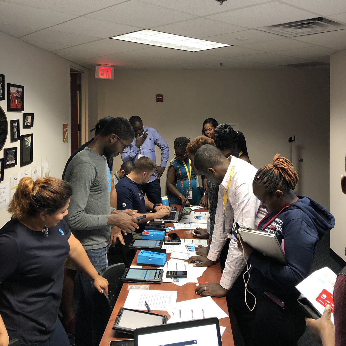 FLfleetfighters (@flfleetfighters) on Twitter photo Connecting people to the WORLD is STILL our THING 🌎📲🔥 #everybodyeats #fleetfightERs #fyERfestival #noCAP @geauxlego @AmyIvey_OneFLA <a href="/OneFla_Mobile/">Florida Mobile Fighters</a> Connecting people to the WORLD is STILL our THING 🌎📲🔥 #everybodyeats #fleetfightERs #fyERfestival #noCAP @geauxlego @AmyIvey_OneFLA <a href="/OneFla_Mobile/">Florida Mobile Fighters</a>