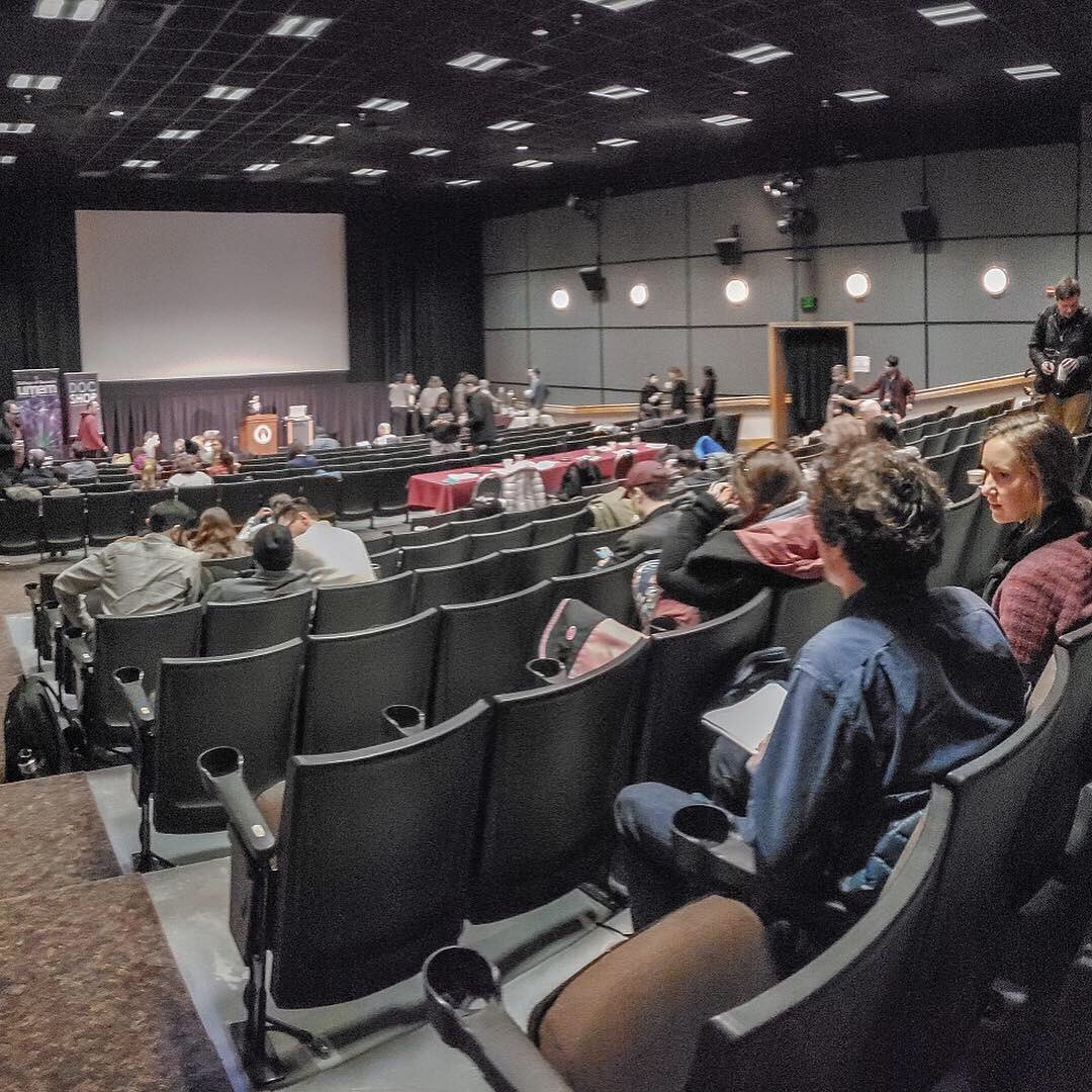 The Big Sky Pitch is happening now until 2pm! Ten filmmaking teams are pitching their documentary work-in-progress to representatives from @wearefilmrise @ajplus #americareframed @idaorg @itvsindies @cinetic_media #bigskydocfest 📸@jessicaxsage