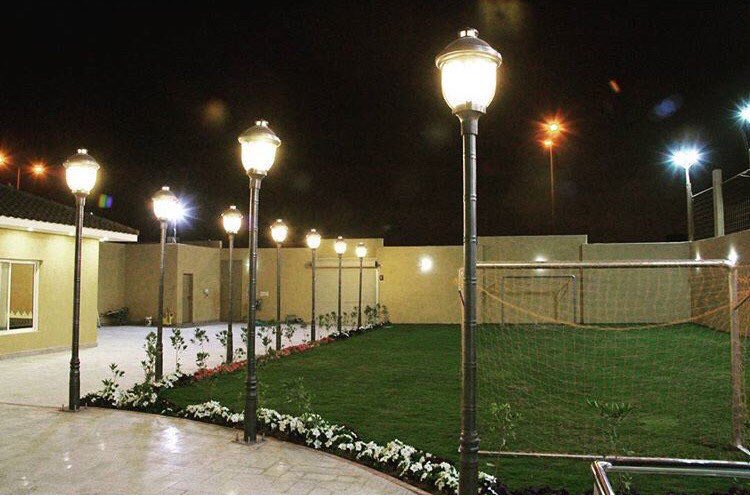 Aqaarcom's tweet image. استراحات فرساي 
@Versaille_eh 

للايجار اليومي  
مسطحات خضراء 
مساحات مفتوحة 
مسابح 
مجالس واسعة 
قسمين رجال -نساء 
حي العارض 

شمال مدينة #الرياض 

#شاليهات_الرياض 

شاليهات فرساي
العارض، الرياض 13345
055 666 1779
goo.gl/maps/nZkxxNoWV…