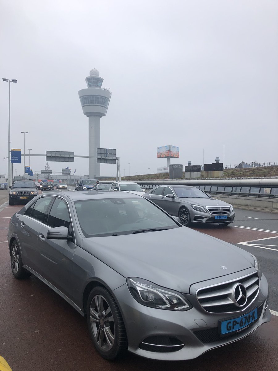 tcntaxiservice1's tweet photo. #schipholtaxi #veenendaal #tcn #taxi #wageningen #taxitoairport #luchthavenvervoer #ede #schiphol #rhenen #airportservice #lunteren #naarschiphol #bennekom #taxitransfer #weezeairport #rotterdamthehagueairport #eindhovenairport #fixedprice #betrouwbaar #kwaliteitsvervoer https://t.co/fN7oJLSO2C