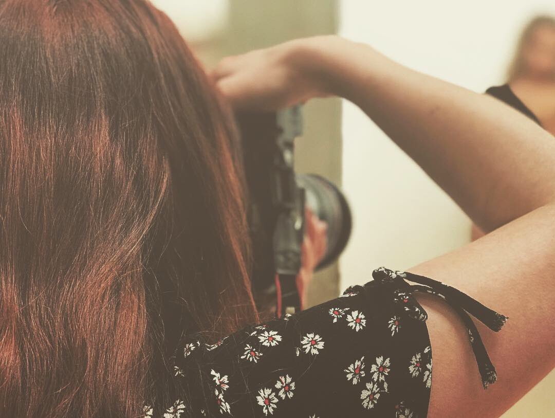 DIVAmagazine's tweet image. Some fabulous #femme vibes on set today for the #April anniversary cover. Ready for another little teaser? We thought so... We’re already a little bit in love with this issue ♥️✨ #divamagazine #covershoot #25years #LGBTQI