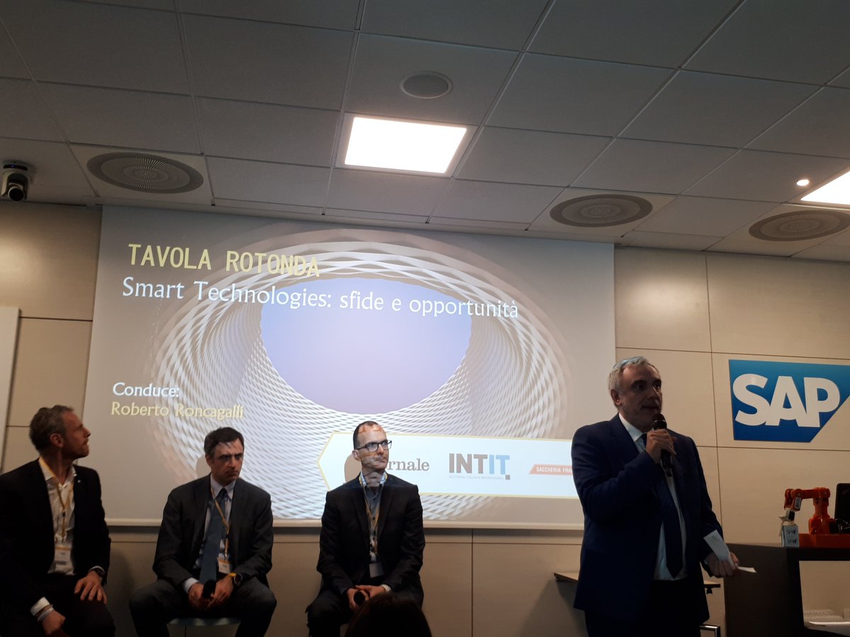 INTITsrl's tweet photo. Il nostro Direttore Tecnico Area #SAP #INTIT @tommaso @tommasopanetti  in Tavola Rotonda con la Saccheria Franceschetti ed @ilgiornale . Modera sul tema delle #SmartTechnologies Roberto Roncagalli, Head of Italy #SAPBusinessOne https://t.co/YsAGwGd6Mz