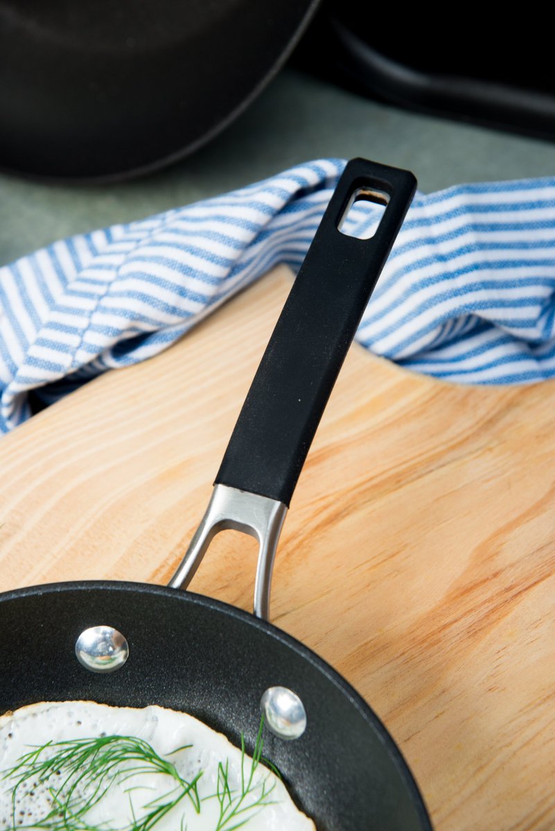 Los materiales que usamos para elaborar los productos de nuestra #LíneaClassic son de primera calidad. ¡Apenas empieces a usarlos lo notarás!