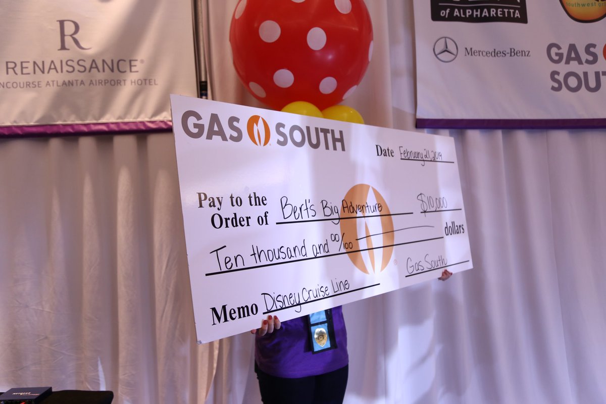 bertsbigadv's tweet photo. Alex’s life is SUPER difficult, so @GasSouth is giving them the gift of getting away on vacation…They are paying for a Disney cruise! 🙌🙌🙌 #BBA2019 https://t.co/r0HvKcfxbb