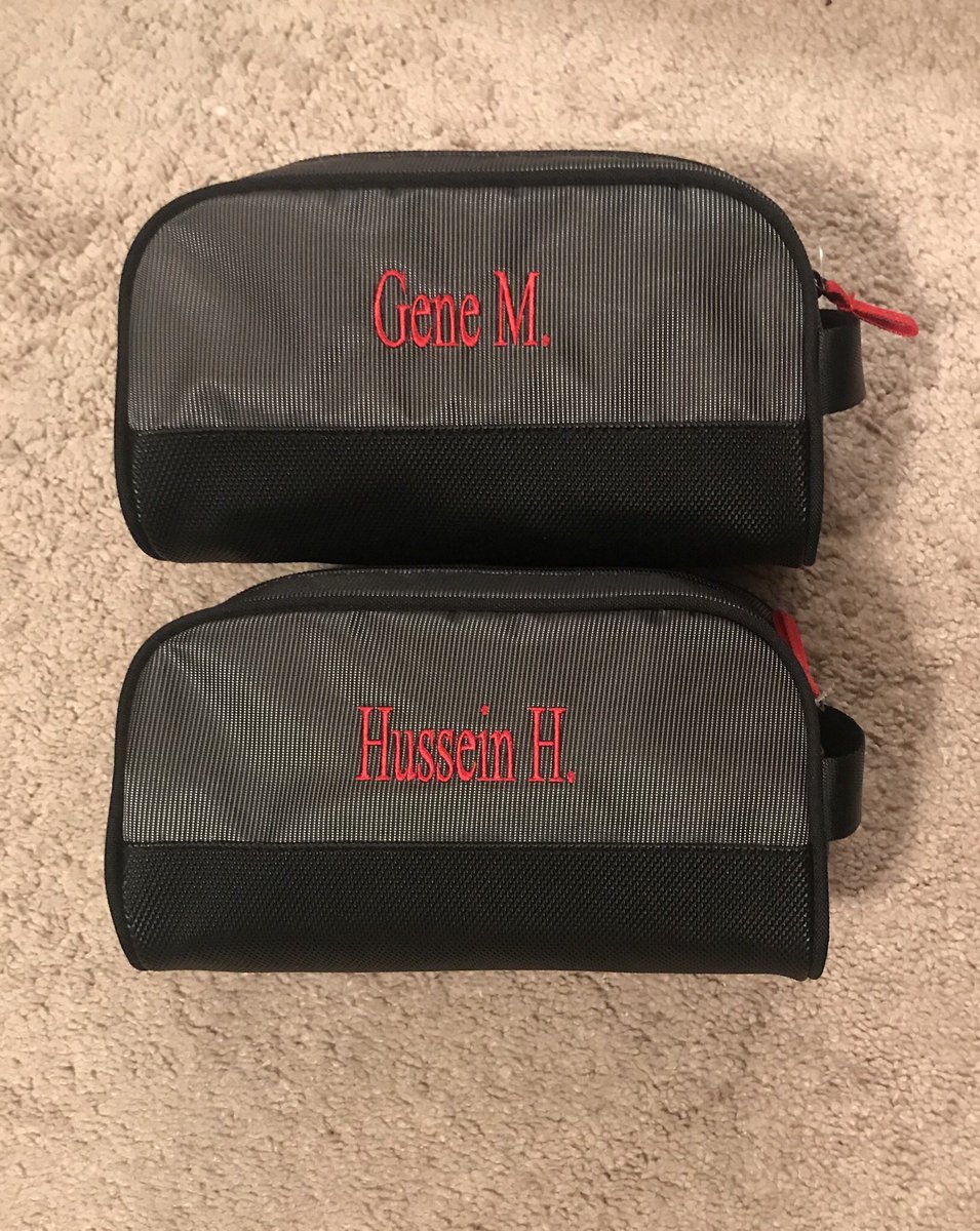 SewSoMemorable's tweet photo. If you are looking for a great gift idea get a custom toiletries bag! https://t.co/tYpRflXzep
