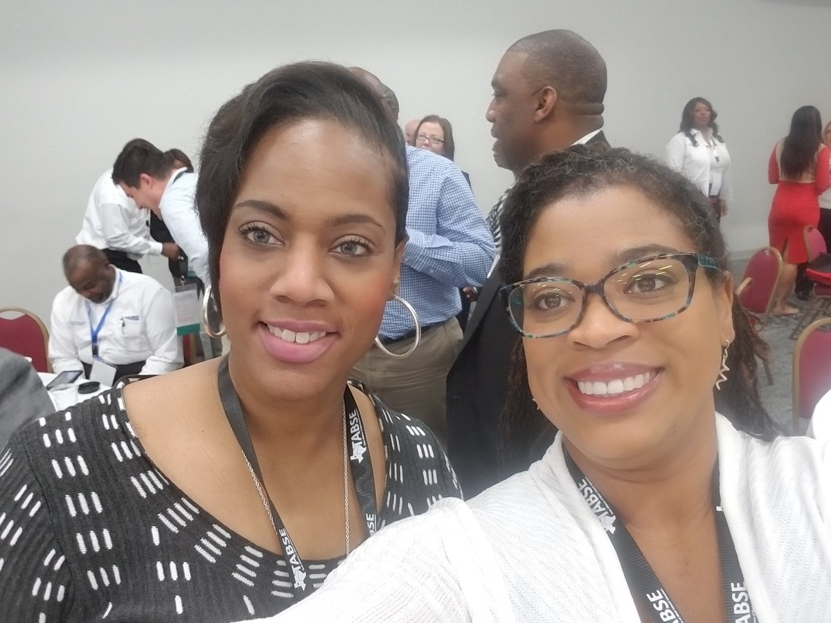 CRonsLife's tweet photo. Networking friend #TABSE2019 Meet and Greet First Timers! @DrJacksonPhD @SParkerElemCI @cheriee___ https://t.co/TSG1Wh1NX8