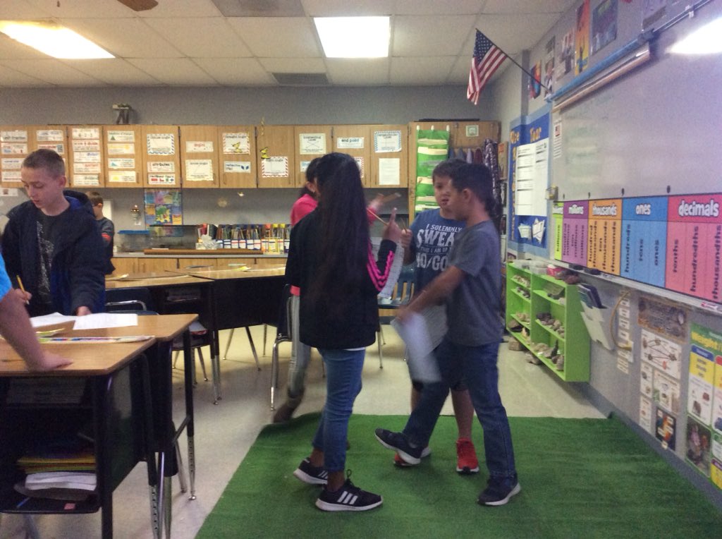 missydunning's tweet photo. Movement and Discourse in the House. Creating data plots using class data. #gobeyondLampasas @LampasasHSE https://t.co/uNbIX14yQ3