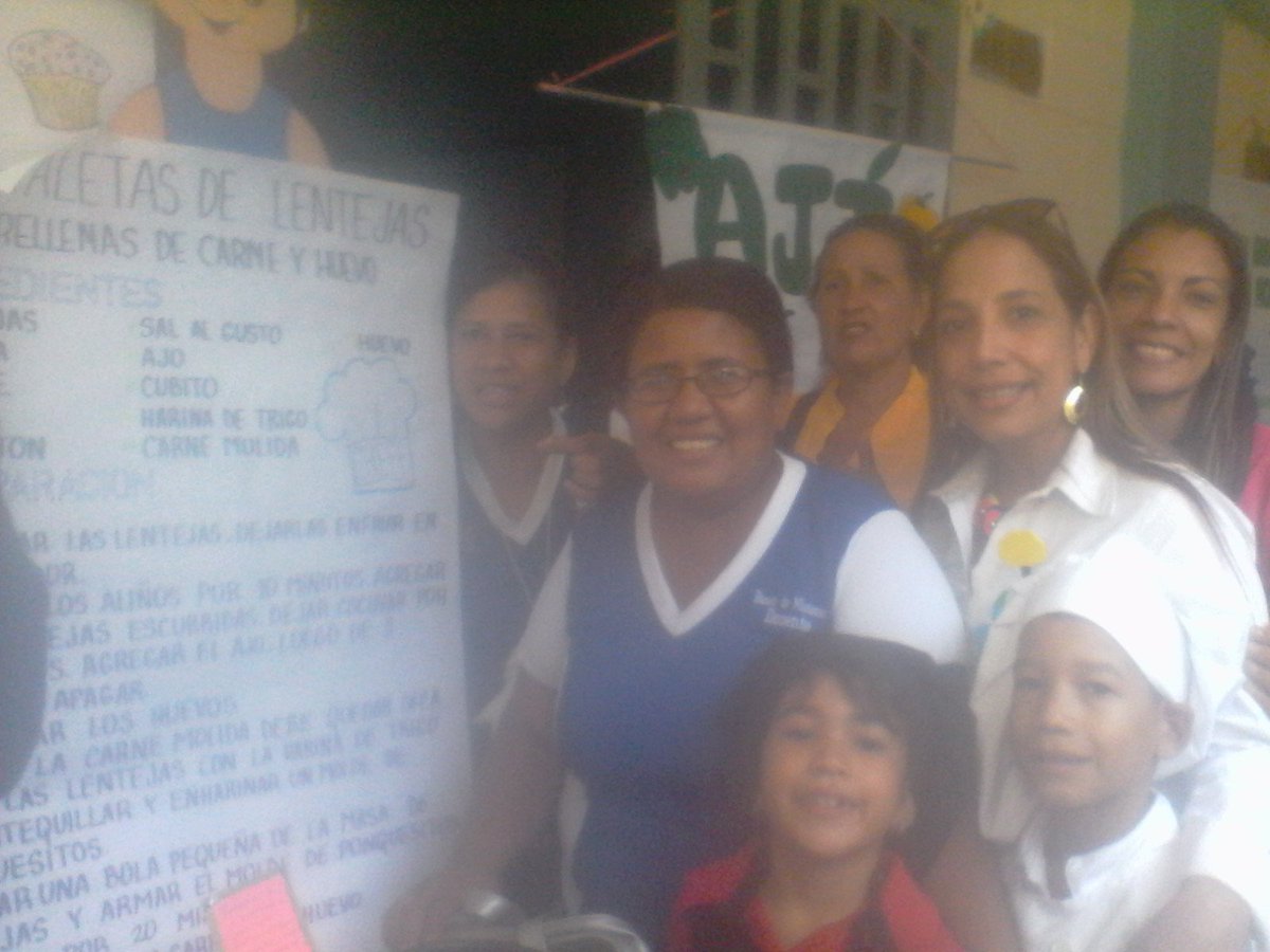 mauvdran's tweet photo. "Agroecología "Congreso Pedagógico Municipal en el Liceo Hernández Caballero. @MPPEDUCACION @fbitanzoategui @Fundabit @vane_prieto @SalaAnzoategui @psuvaristobulo https://t.co/5RhpvfVo3B
