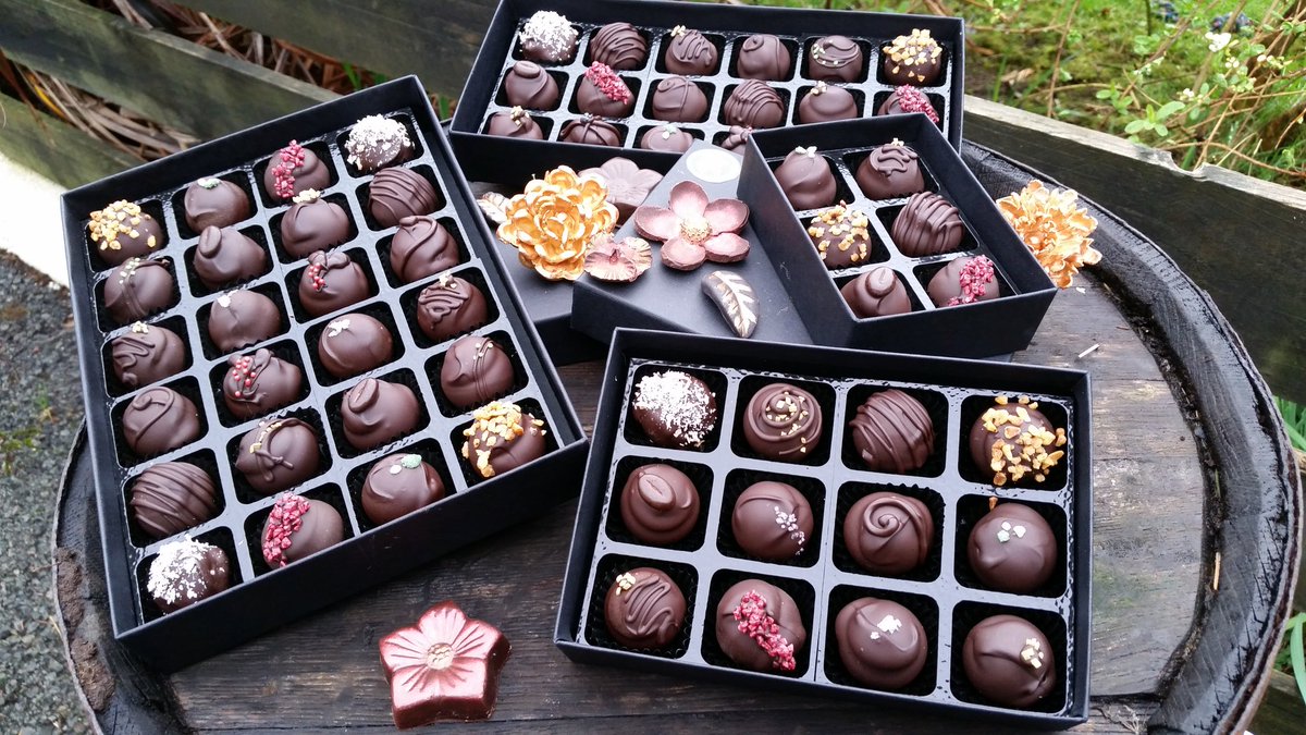 When asked to make Vegan Chocolate Truffles, I found the only problem was to stop eating them!
Salted Caramel, Coffee, Blackcurrant, Dark Ganache, Orange, Peppermint, Hazelnut Crunch, Ginger &amp; Treacle, Coconut, Raspberry, Lemon &amp; Passionfruit.  
#Vegan #dairyfree #Chocolates