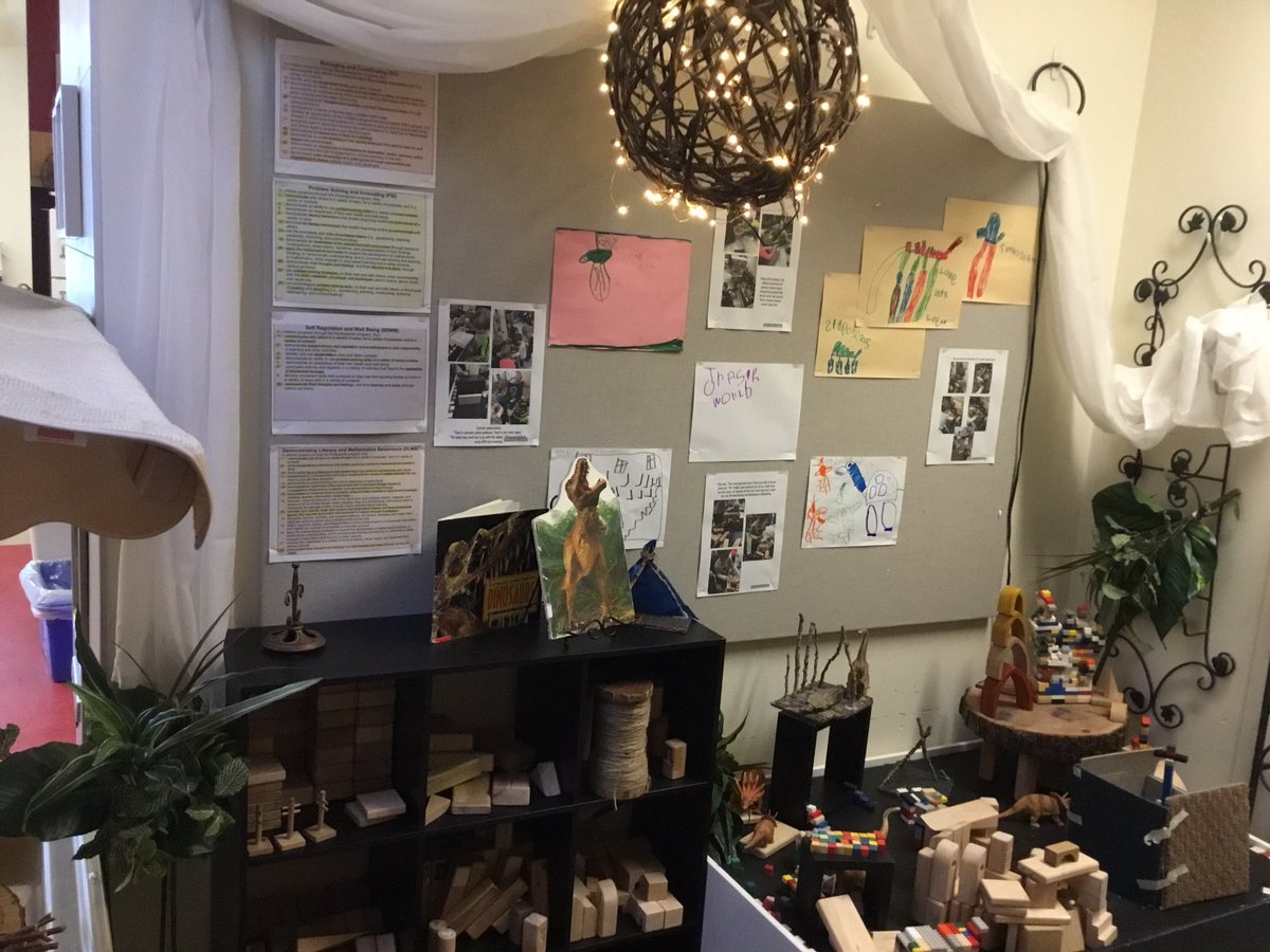 JBrentECE's tweet photo. Jurassic World is about to transform. #EmergentInterest #InquiryStance #OpenMaterials #4FrameLearning Play is important work! https://t.co/XAPjcs8P2j