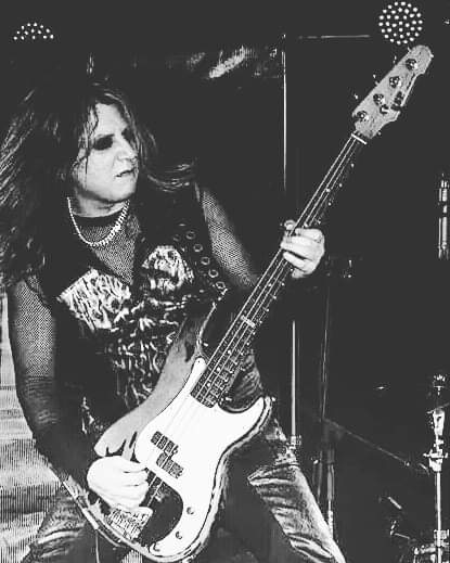 anderssonmarten's tweet photo. #ESP #daddariostrings #EBS #emgpickups #babitz #hipshot #intunepicks #ampeg #espbass #martenandersson #martenanderssonbass #Steelheart #LizzyBorden #LynchMob https://t.co/HvcRYeA4F5